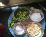 A picture of step 1 of #Green chutney.