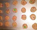 A picture of step 8 of Peanut Butter Cookies.