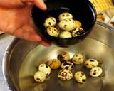 A picture of step 3 of How to Boil Easy-Peel Quail Eggs.