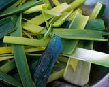 Une image de l'étape 2 de Soupe avec fanes de carottes au Cook Expert.