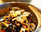 A picture of step 6 of Simmered Hijiki Seaweed with Gochujang.