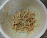 A picture of step 3 of A Highly Nourishing Salad! Carrot and Chikuwa Tossed in Sesame-Mayo.