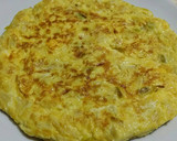 Foto del paso 3 de la receta: Tortilla de puerros, cebolla y tranchetes