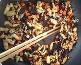 A picture of step 4 of Hijiki Seaweed & Soy Bean Simmer.