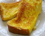 A picture of step 5 of Milky Calpico and Condensed Milk French Toast.