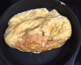 Foto del paso 2 de la receta: Tortilla a la francesa a los cuatro quesos