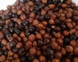 A picture of step 3 of Indian curry choley.