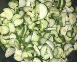 પરવળ નું શાક(Parval Shak Recipe In Gujarati) રેસીપી સ્ટેપ1ફોટો