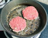 Hình bước làm 2 của món Thịt Bò Hamburger