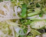 Hình bước làm 2 của món Canh chua chay đơn giản