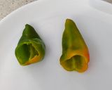Foto del paso 2 de la receta Pimientos de padrón rellenos de tortilla de patatas chips