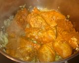 A picture of step 4 of Chicken Jalfrezi.
