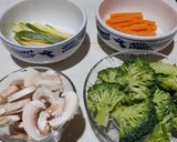 Foto del paso 5 de la receta: Mojara frita con verduras salteadas