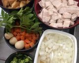 Foto langkah ke 1 dari resep Bakmoy ayam tahu wortel enak super simpel.