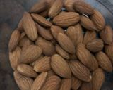 A picture of step 2 of Protein shake made at home.