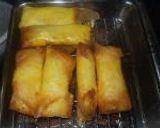 A picture of step 8 of Egg and Onion Mayo Spring Rolls.