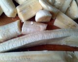 A picture of step 5 of Sig's Deep-fried Bananas in Almond Batter.