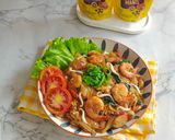 Foto langkah ke 7 dari resep Kwetiau Goreng Udang.