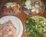 Foto langkah ke 1 dari resep Sop Kimlo Sederhana.