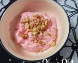A picture of step 4 of Roohafza Shrikhand.
