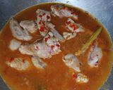 Foto langkah ke 4 dari resep Ayam Tahu Kuah Merah.