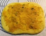 A picture of step 4 of Flower Shaped Bread with Kabocha Squash Paste.