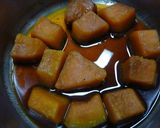 A picture of step 7 of Simmered Kabocha Squash with Brown Sugar.