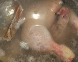 Foto del paso 3 de la receta: Cocido de garbanzos y caldo de pollo