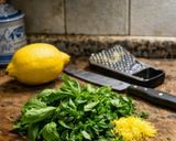 Foto del passaggio 1 della ricetta Spaghetti al basilico