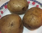 Foto langkah ke 2 dari resep Kentang Panggang Ceplok Telur.