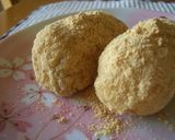 A picture of step 6 of Ohagi Mochi with Sesame and Kinako Soy Flour.