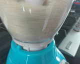 Foto del paso 3 de la receta: Pastelito Mug cake de avena y manzana sin horno y sin harina