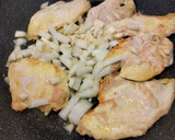 Foto del paso 4 de la receta: Chayote relleno de cuscús y pollo