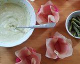 Foto del passaggio 4 della ricetta Cestini di pasta fillo con asparagi