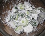 A picture of step 2 of Stir Fried Shiitake Mushrooms and Cucumber With Butter Soy Sauce.