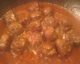 A picture of step 4 of sunshine's meatball n beer sauce.
