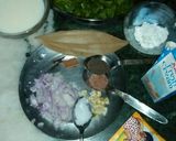 A picture of step 1 of Spinach soup.