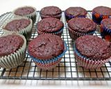 A picture of step 8 of Beetroot & Dark Chocolate Cupcakes.