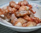 Foto langkah ke 1 dari resep Udang goreng mentega.