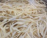 Foto del paso 4 de la receta: Pasta con crema de tomate y guanciale