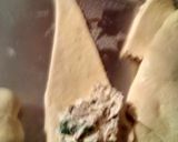 A picture of step 5 of crab stuffed croissants.