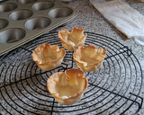 Foto del paso 6 de la receta: Tartaletas con yogur, melocotón y arándanos