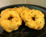 A picture of step 6 of Tayir Vada (South Indian style dahi vada).