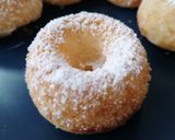 A picture of step 5 of Rice Flour Mini Donuts.