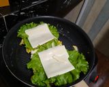 Foto langkah ke 6 dari resep Egg Sandwich.
