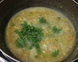 A picture of step 3 of Egg Drop Lemon Coriander Soup.