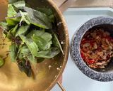 รูปขั้นตอนการทำที่ 1 ของ ข้าวไข่ข้น🥚🍳กระเพราเต้าหู้ขยี้🌶️🧄