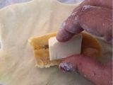 Bolen Pisang Keju Simple