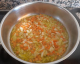 Foto del paso 1 de la receta: Arroz a la cúrcuma con secreto ibérico y salsa mojo