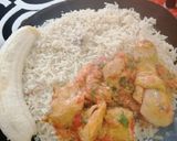 A picture of step 3 of Fried rice with chicken curry.